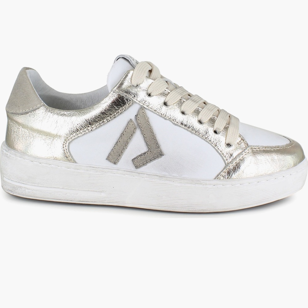 ZIGI Women's White and Gold Sneakers